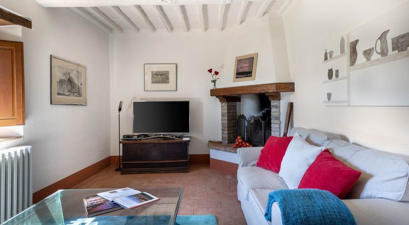 Photo of Chianti Kisses