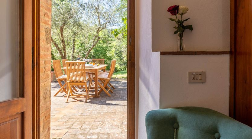 Photo of Chianti Kisses