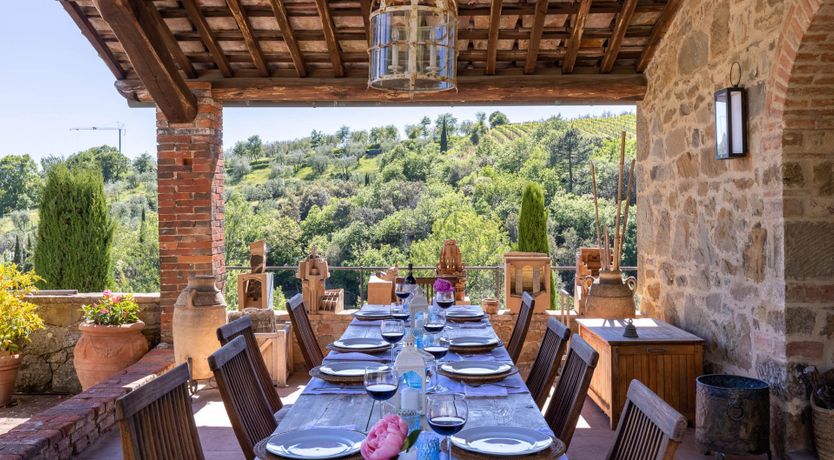 Photo of Chianti Kisses