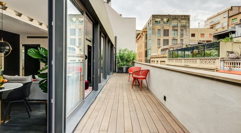 Photo of Taffy Balcony