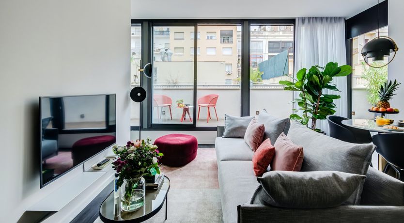 Photo of Taffy Balcony