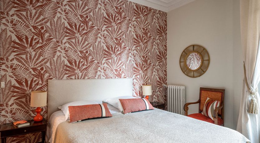 Photo of Amber & Claw