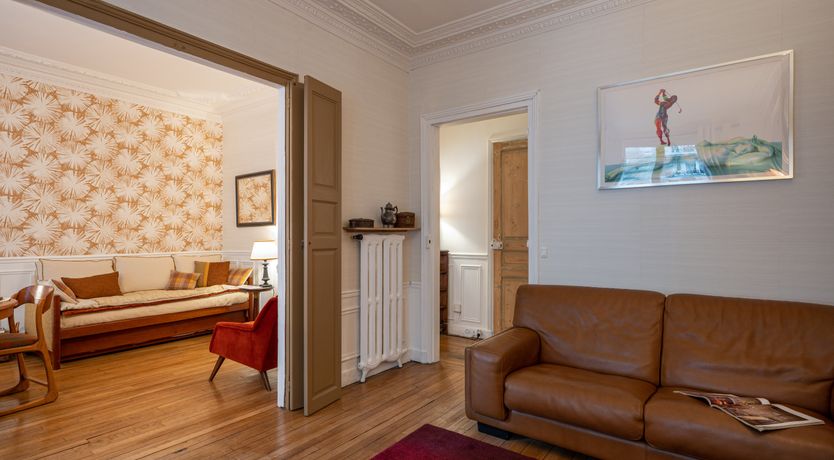 Photo of Amber & Claw