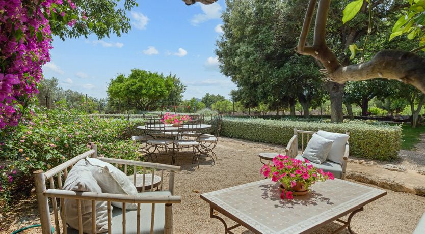 Photo of Earthly Delights