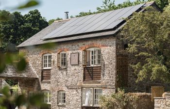 Family On The Farm Holiday Cottage