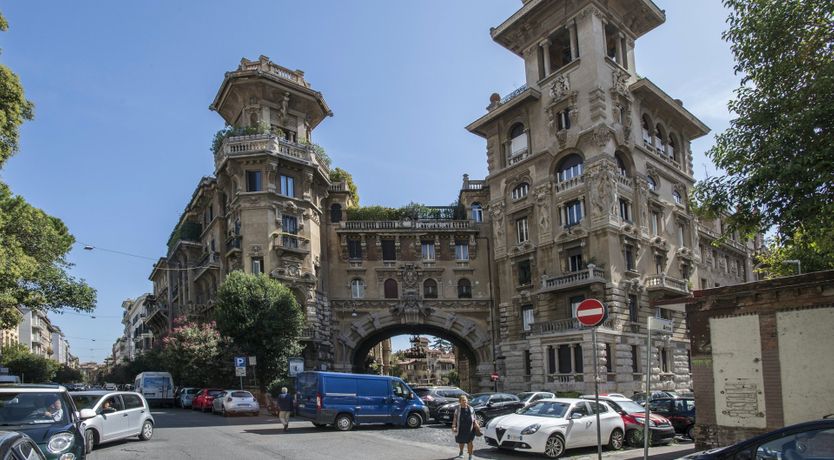 Photo of L'Esploratrice