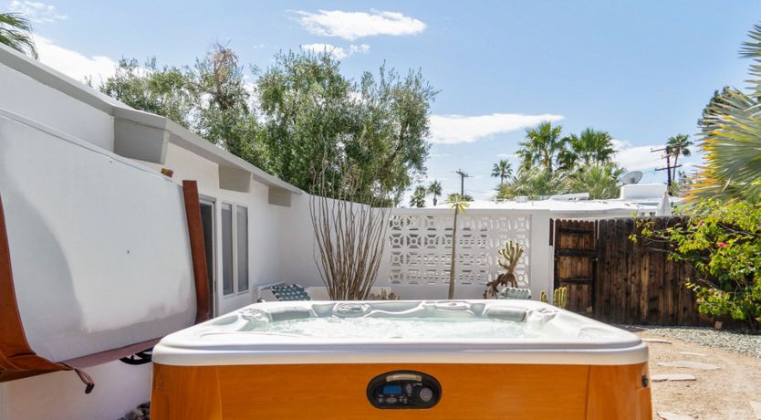 Photo of Splash & Chill