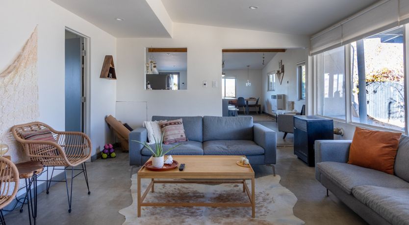 Photo of Mojave Haus