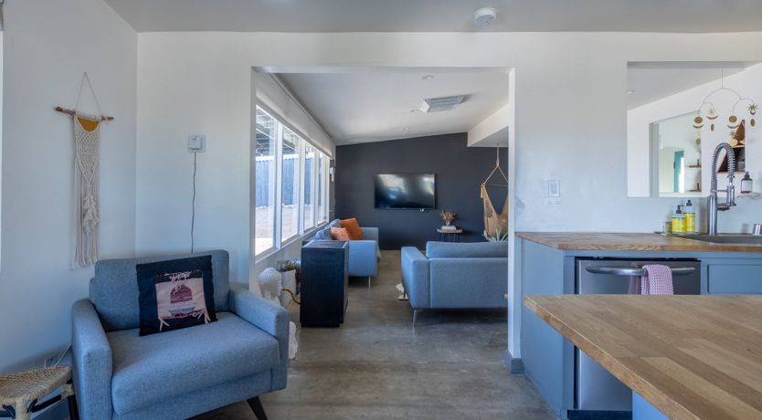 Photo of Mojave Haus