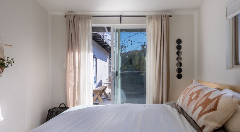 Photo of Mojave Haus