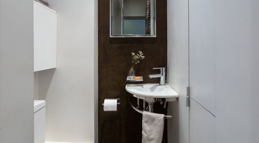 Photo of The Pomegranate & Lemon