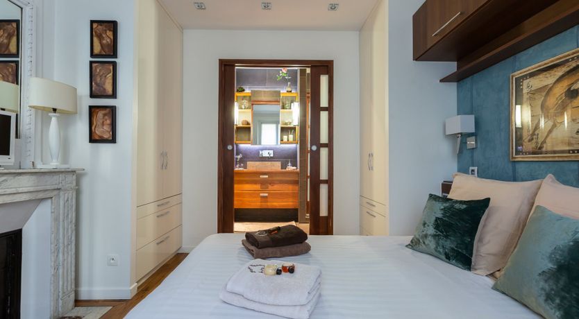 Photo of The Pomegranate & Lemon