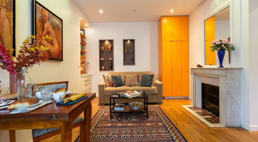 Photo of The Pomegranate & Lemon