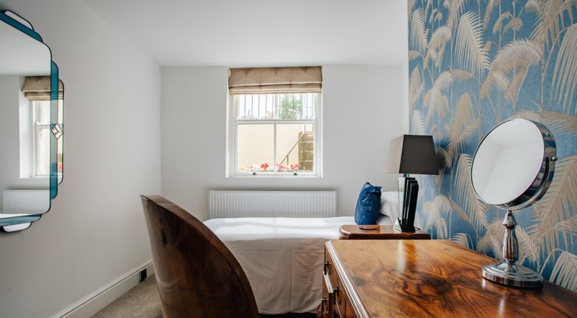 Photo of Art Deco Delight