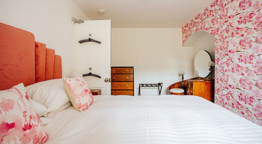 Photo of Art Deco Delight