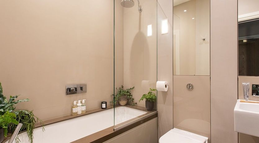 Photo of Welbeck Street Five