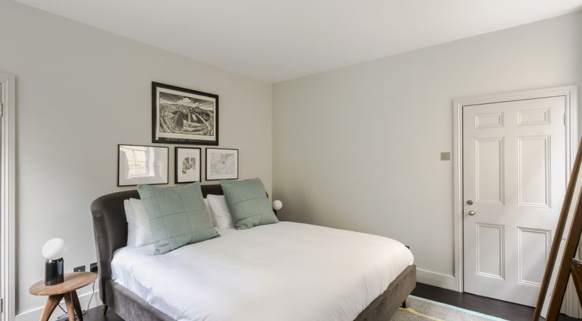 Photo of Lily & Miles