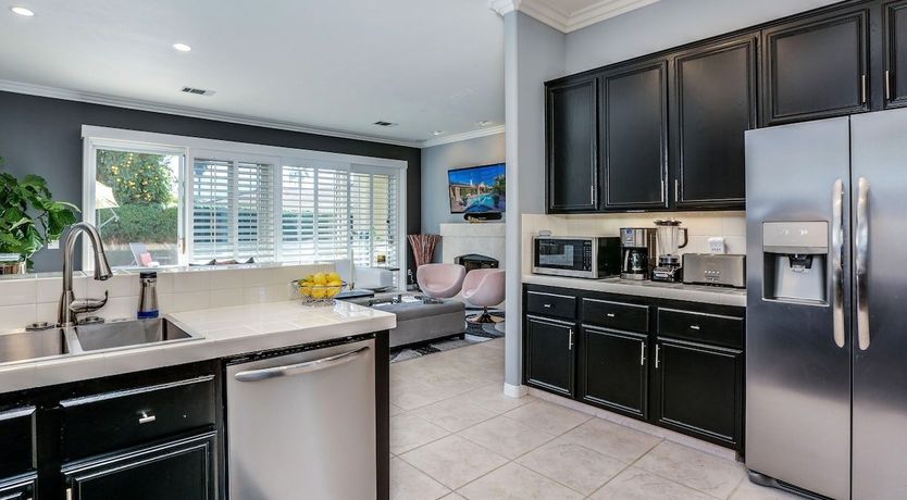 Photo of Blush & Velvet