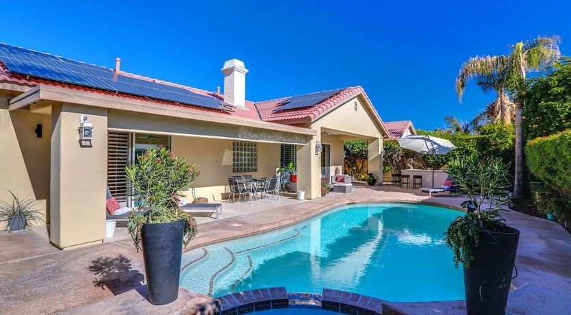 Photo of Blush & Velvet