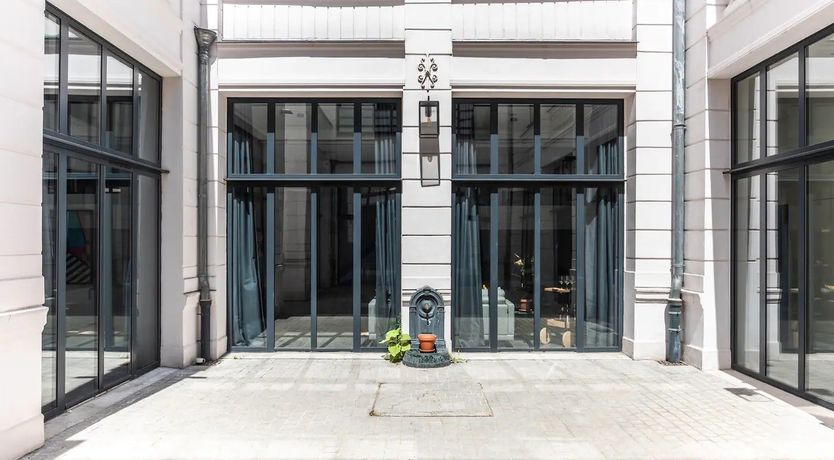 Photo of Artist's Block