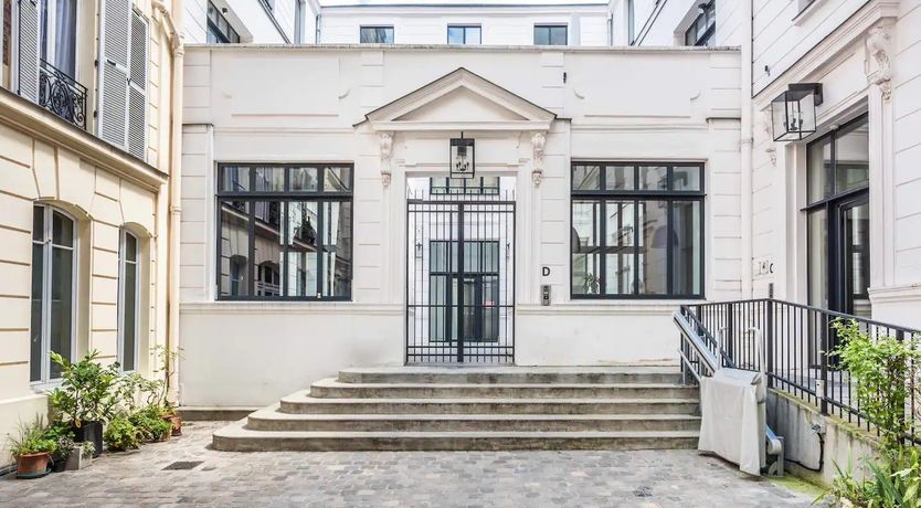 Photo of Artist's Block