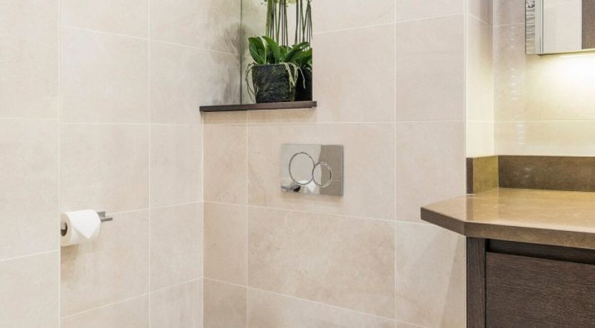 Photo of Marble Hill