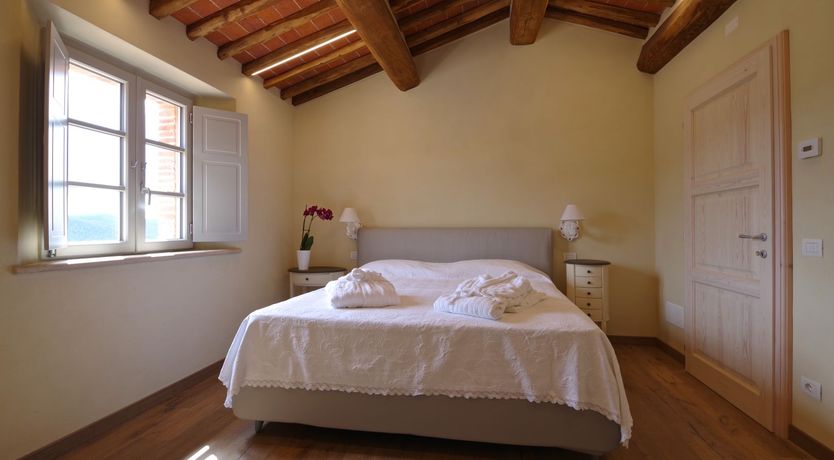 Photo of Emerald Hills