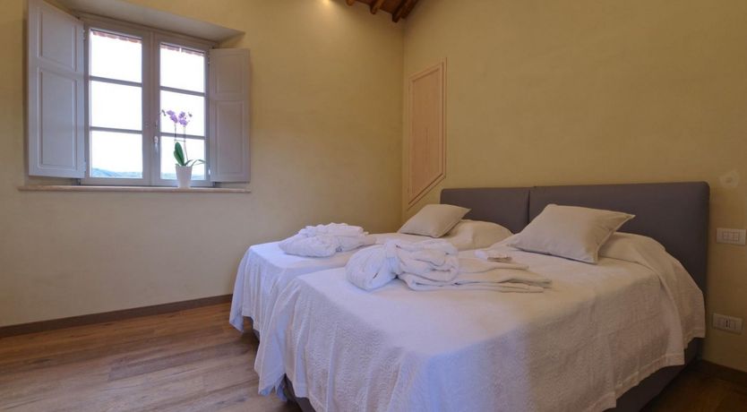 Photo of Emerald Hills