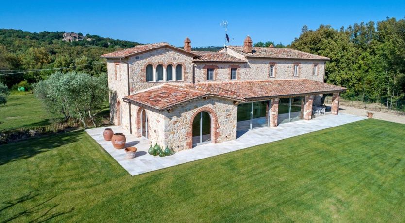 Photo of Emerald Hills