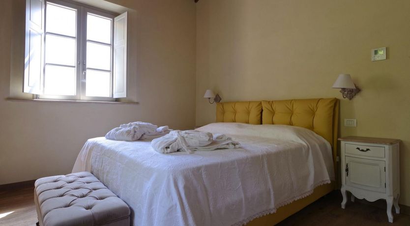 Photo of Emerald Hills