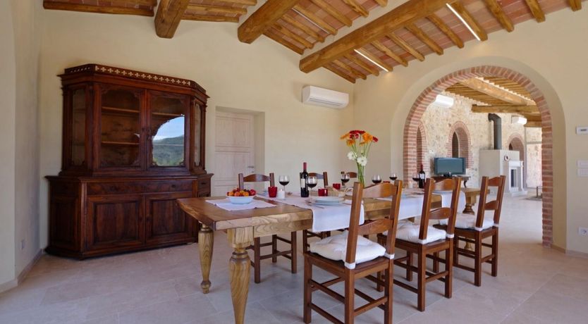 Photo of Emerald Hills