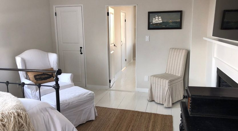 Photo of Mulberry Hill