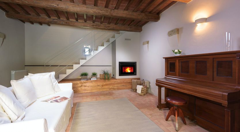 Photo of Roses & Herbs