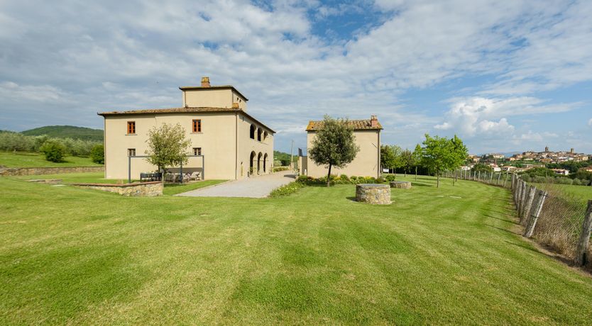 Photo of Roses & Herbs