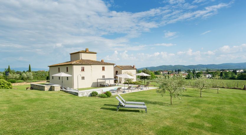 Photo of Roses & Herbs