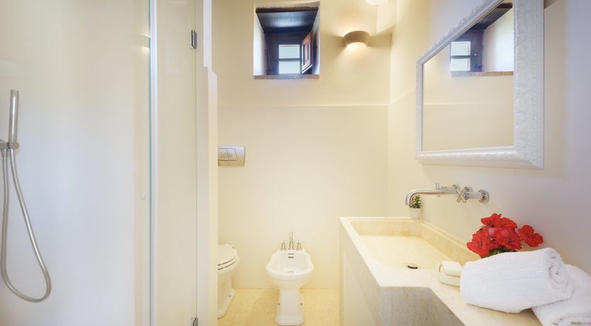 Photo of Roses & Herbs