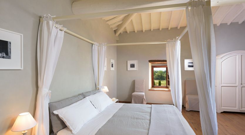 Photo of Roses & Herbs