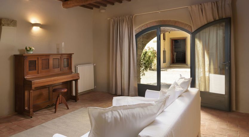 Photo of Roses & Herbs