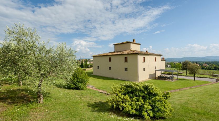 Photo of Roses & Herbs