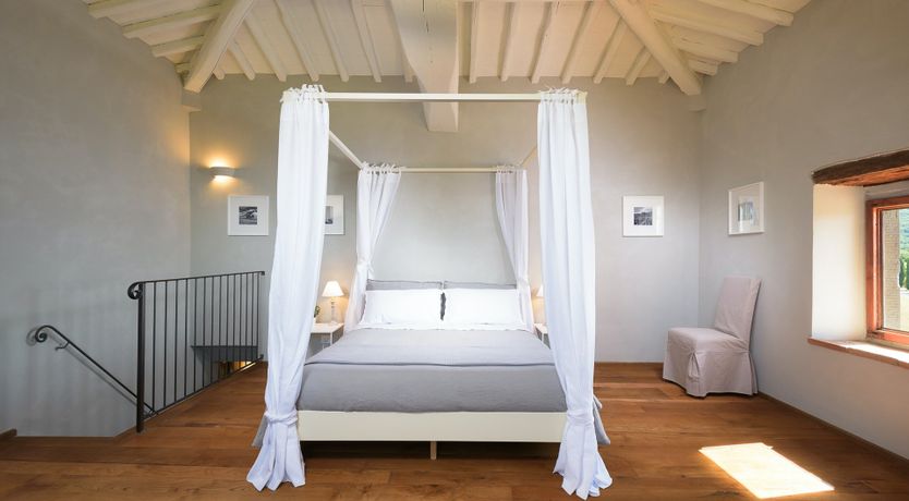 Photo of Roses & Herbs