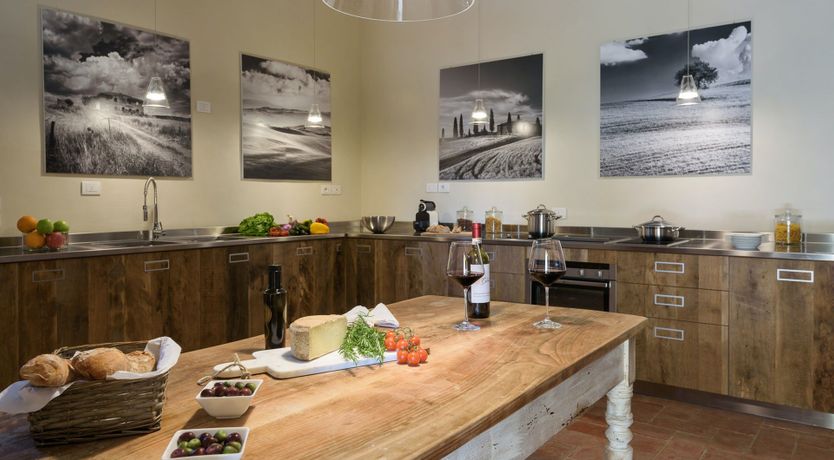 Photo of Roses & Herbs