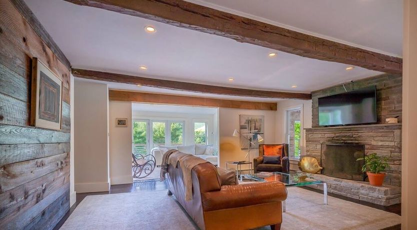 Photo of The Willow's Resting Place