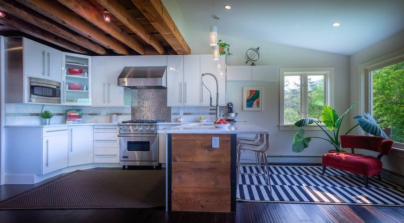 Photo of The Willow's Resting Place