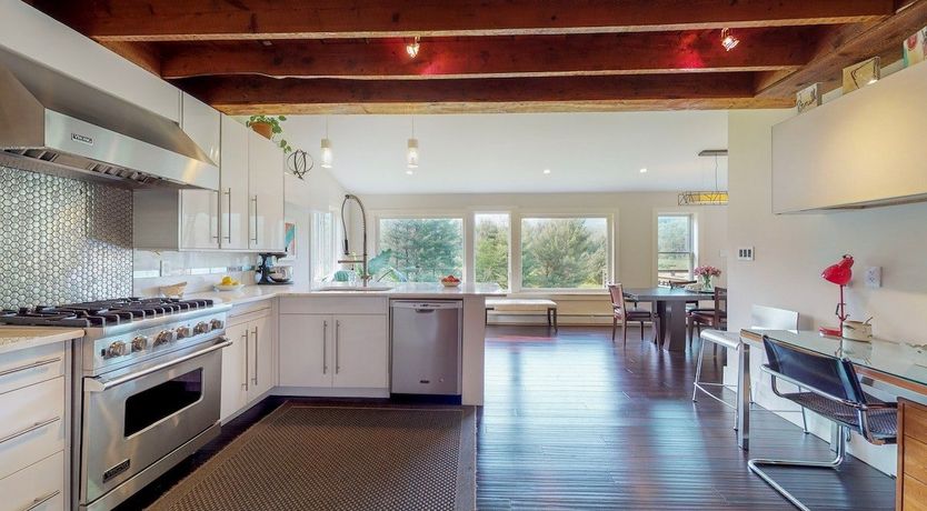 Photo of The Willow's Resting Place