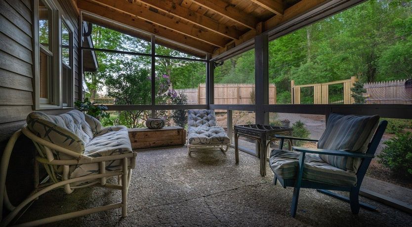 Photo of The Willow's Resting Place