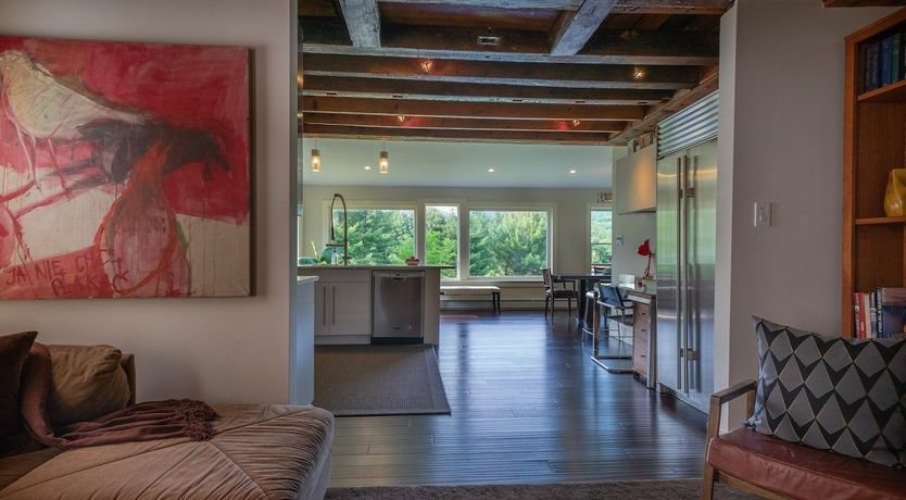 Photo of The Willow's Resting Place