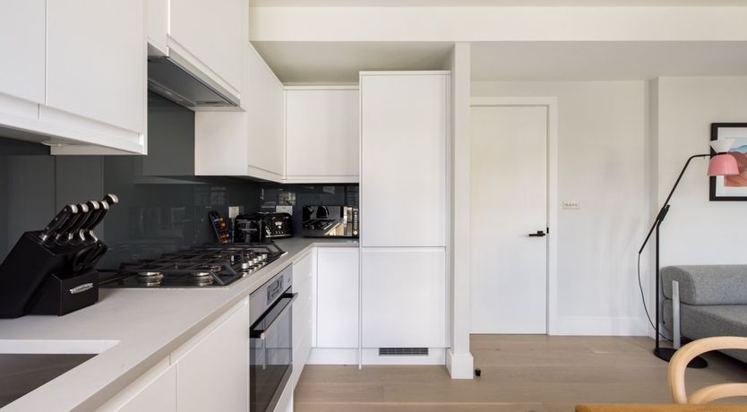 Photo of Chills Of The Square