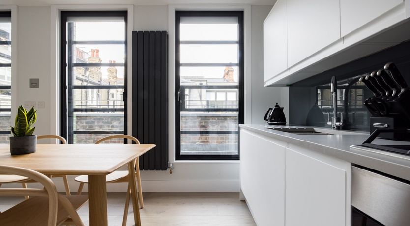 Photo of Chills Of The Square