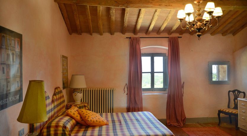 Photo of Castle in Green