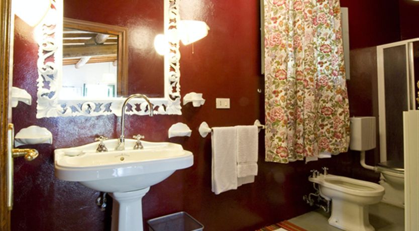 Photo of Castle in Green